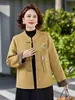 Novo casaco de lã estilo chinês, estilo nacional, com gola mandarim e bordado, para mulheres de meia-idade e idosas, coleção outono/inverno, elegante top de lã com botões