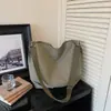 Bolso Retro de Gran Capacidad para Debajo del Brazo para Mujer 2026 Nuevo Modelo Bolso Tote de Alta Gama para Comercio Exterior Bolso Versátil de Hombro Cruzado