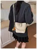 Bolso Grande de Alta Gama Retro para Mujer 2025 Nueva Moda Bolso de Hombro Cruzado para Viajes Diarios Bolso de Mano Versátil Bolso Cubo