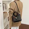 Bolso de Lujo de Nicho para Mujer 2026 Nuevo de Moda Color Retro Bloque de Color Bolso Cubo Elegante Versátil Bolso de Hombro Cruzado