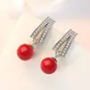 Brincos de Luxo Acessível Estilo Coreano para Mulheres, Brincos Vermelhos Festivos de Pérola Sintética, Elegantes e Delicados, Brincos Longos, Joias Exquisitas