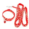 Suministros para mascotas al por mayor color perro con collar de cascabel correa para gato una variedad de collar de tracción para cuello de mascota