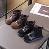 Botas Martin estilosas de outono e inverno para crianças, botas casuais de couro simples para atividades ao ar livre para meninas e meninos, tamanhos médios e grandes, estilo britânico
