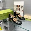 Sapatilhas de Bico Quadrado com Salto Grosso e Detalhe Horsebit para Mulheres Fivela Europeia e Americana Primavera & Outono Bico Baixo Mary Jane Retrô Francês Salto Alto Grosso