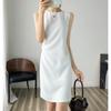Vestido ajustado de mujer, sin mangas, con cuello redondo, plisado, de longitud media, disponible en fábrica, para primavera y verano.
