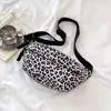 Bolsa de Peito Feminina para Uso Externo Casual Viagem Bolsa de Armazenamento para Celular Nova Tendência Estética Jovem Personalidade Moda Bolsa de Cintura