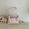 Bolsa Nuvem Azul Leite Fresca e Refrescante Estilo Sal para Mulheres 2026 Nova Bolsa de Ombro de Grande Capacidade para Estudantes que Vão para a Aula e para o Trabalho Bolsa Tote