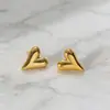 Popular Joyería Transfronteriza Collar de Corazón de Acero Inoxidable para Mujer, Cadena para Clavícula de Diseño de Nicho de Lujo Ligero con Accesorios de Oro de 18K