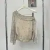 Top Ruoxin atmosférico con volantes, manga tres cuartos, pliegues laterales florales, de un solo hombro para mujer
