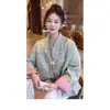 Original novo estilo chinês vibe old money estilo nacional leve roupas de inverno 2026, design de pavilhão e terraço, bordado vintage, casaco de algodão acolchoado e espesso