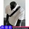 Camisa polo de estilo americano resistente con hombros rectos para hombre, camiseta de verano de manga corta deconstruida con cuello camisero, elegante y sofisticada con cuello en V y media manga