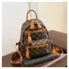 Mochila Vintage Transfronteriza para Mujer Estilo Coreano Moderna Gran Capacidad Mochila para Viaje de Commuter Marca de Moda Bolso Casual con Letras