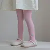 Leggings de Algodón Peinado para Bebé Primavera y Otoño 0-11 Años Niña Bebé Pantimedias Conjoined con Lazo Grande en el Trasero