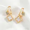Pendientes de Trébol de Cuatro Hojas 2026 Nuevos de Moda Lujo Ligero Pendientes de Placa Doble Cara Pendientes Pequeños Estilo Chanel Pinzas para Orejas con Circonita Microincrustada Aros para Orejas