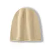 Gorro Unissex Macio de Caxemira Sem Costura Estilo Outono/Inverno Novo Borda Enrolada Espessado Quente Malha Casual Soltinho