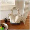 Bolsa de Lienzo Japonesa Personalizada de Alto Estilo 2026, Moderna y Sencilla, Gran Capacidad, Adecuada para el Trabajo y los Viajes Diarios, Bolso de Mano con Contraste de Color