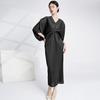 Fábrica de Ropa para Mujer de Comercio Exterior Europeo y Americano Falda Plisada de Moda Vestido Largo Miyake de Manga Murciélago Suelto con Cuello en V para Mujer