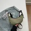 2026 Verano Nuevo Bolso Cruzado Simple Tipo Dumpling Moda para Ir al Trabajo Estilo Japonés Color Sólido Elegante Nicho Bolso de un Solo Hombro
