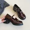 Versão em couro macio~Saia versátil francesa combinando com sapatos pequenos de couro femininos 2026 Verão novo retrô salto grosso bico redondo Mary Jane