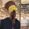 Goma para el pelo scrunchie de tela de color sólido, suave y elegante, para mujer, Nuevo estilo primavera 2026, Súper bonita goma para coleta, Goma para moño
