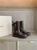 Versión de piel de vaca~Botines de cuero genuino vintage de media pantorrilla para mujer con hebilla de cinturón, elegantes botas de motociclista, nuevas botas Martin de tacón grueso para otoño e invierno