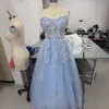 Vestido de noite azul 2026 novo estilo versão coreana banquete um ombro exame de artes vocais apresentador adulto tule fofo gaze colorida