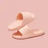 Zapatos con Agujeros para Uso Exterior para Hombre Verano 2024 Nuevos Zapatos Deportivos Chanclas Sandalias Antideslizantes para Conducir para Hombres y Mujeres