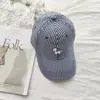 Gorra de béisbol bordada con poni a cuadros para mujer, gorra diaria estilo coreano con visera ancha, adecuada para caras grandes, tacto de alta gama, copa suave, sombrero de moda