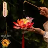 Lanternas infantis do Festival do Meio Outono, materiais DIY portáteis de lótus feitos à mão, lanternas de lótus estilo antigo, decorações para pendurar, adereços para fotos de trajes Hanfu