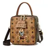 Entrega em uma peça atacado bolsa de comércio exterior 2023 nova bolsa de ombro transversal bolsa de mão feminina bolsa quadrada pequena bolsa feminina de urso de desenho animado