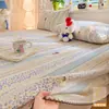 Sábana de tela de nido de abeja grado A, pieza única, para uso doméstico, dormitorio, residencia estudiantil, tamaño individual o matrimonial, juego de tres fundas de almohada, no está hecha de 100% algodón, apta para todas las estaciones