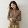 Nuevo estilo minimalista, cuello alto, suave suéter de cachemir para mujer, de manga larga, tejido de punto con botones, elegante y sofisticado, suéter base pullover