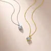 Collar de Plata S925 con Forma de Corazón para Mujer con Colgante de Corazón de Moissanita, Cadena para Clavícula de Lujo Ligero de Nicho de Gama Alta al por Mayor