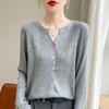 2025 Principios de Otoño Nuevo Cárdigan de Lana Peinada para Mujer Botones de Colores Bolsillo Falso con Solapa Pantalones Tejido de Color Puro Parte Superior de Punto Cuello en V Capa para Poner Encima