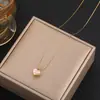 Novo Versátil Simples Ins Aço Titânio Ouro 18K Pequeno Colar de Fragrância Feminino Design de Nicho Corrente Clavícula Coração