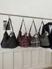 Bolsa Tote Xadrez Retrô para Mulheres 2025 Nova Bolsa de Ombro de Grande Capacidade Estilo Preppy Bolsa para o Dia a Dia Mochila Casual