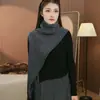 Bufanda de Punto para Cuello y Hombros de Otoño e Invierno con Cuello Alto Integrado y Borlas, Bufanda Triangular Exterior Cálida de Color Sólido para Cubrir el Cuello de Mujer