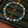Pulseira com Fecho Hexagonal de Flor de Zircônia Transfronteiriça, Exquisita e Moderna, Luxo Leve, Pulseira Versátil com Design Único, Joia de Mão de Nicho