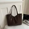 Otoño 2026 Nuevo Bolso de Axila Estilo Coreano de Alto Valor con Estampado de Leopardo para Mujer Bolso Tote de Hombro Único de Gran Capacidad Bolso de Viaje de Moda