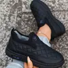 2026 Invierno Estilo Caliente Persona Perezosa Zapatos de Algodón Tipo Pan para Mujer Patrón de Diamantes en la Parte Superior Resistentes al Viento Más Terciopelo Cálidos Botines Cortos Dropshipping