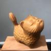 Sándalo Dorado Gato Tsundere Madera Maciza Cebada Misma Serie de TV Gato Dibujo Animado Lindo Regalo Pariente Talla en Madera Gato Celebridad de Internet Gato