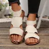 Sandálias de Praia Casuais Slip-on de Fundo Plano Cruzadas Europeias e Americanas Tamanho Grande Verão Novo Atacado Cruzado Feminino Tamanho Grande