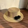 Sombrero de Paja Estilo Hepburn Estilo Francés para Mujer, Sombrero de Paja Plano de Verano con Flor de Perla, Sombrero de Protección Solar para Vacaciones en la Playa junto al Mar