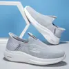 Zapatos deportivos de un paso de aumento, malla transpirable, casuales, zapatos de papá, suela suave, zapatos individuales, dropshipping transfronterizo