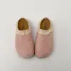 Sapatos Birkenstock Femininos Retro com Solado Grosso e Parte Traseira Aberta 2026 Novo Outono Estilo Francês com Saias Chinelos Sapatos de Dedo Fechado para Aumentar a Altura ao Ar Livre