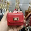 2026 Nuevo Modelo Colgante para Bolso de Piel Sintética con Hebilla de Candado, Accesorio de Moda Unisex, Colgante Decorativo Simple de Moda