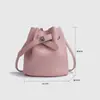 Bolso Cubo Rosa para Mujer 2026 Nuevo Estilo Bolso Cruzado de Alta Gama para Mujer Bolso de Hombro Fresco y Versátil 60003