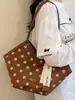 Bolsa de Mão Poá Bicolor para Mulheres, Nova Moda Outono 2026, Bolsa de Ombro Elegante para o Dia a Dia, Bolsa Tote Casual de Grande Capacidade