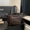 Bolso Tote de Hombro Cruzado Versátil de Moda Exquisita de Gama Alta Transfronterizo Diseño de Nicho para Viajes de Verano 2026