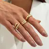 Conjunto de Anillos Abiertos Metálicos Plegados Estilo Ins Hip-Hop Transfronterizo Europeo y Americano, Anillo de Abrazo Sencillo Liso de Gota de Agua para Mujer